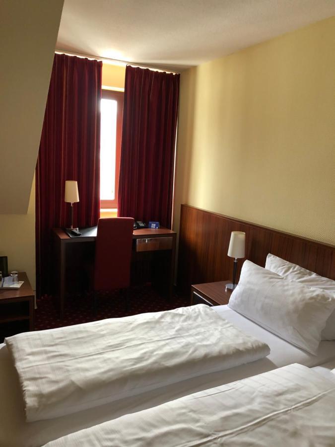 Akzent Hotel Jonathan Lippstadt Exterior foto